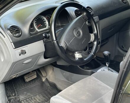 Черный Шевроле Лачетти, объемом двигателя 1.8 л и пробегом 334 тыс. км за 3600 $, фото 3 на Automoto.ua