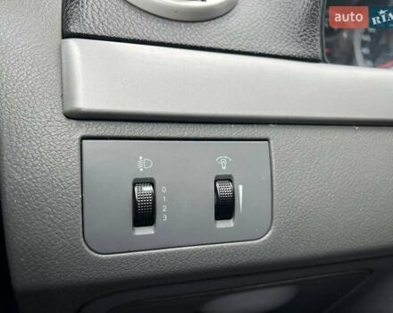 Черный Шевроле Лачетти, объемом двигателя 1.8 л и пробегом 293 тыс. км за 4190 $, фото 19 на Automoto.ua