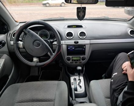 Черный Шевроле Лачетти, объемом двигателя 1.8 л и пробегом 190 тыс. км за 4300 $, фото 14 на Automoto.ua