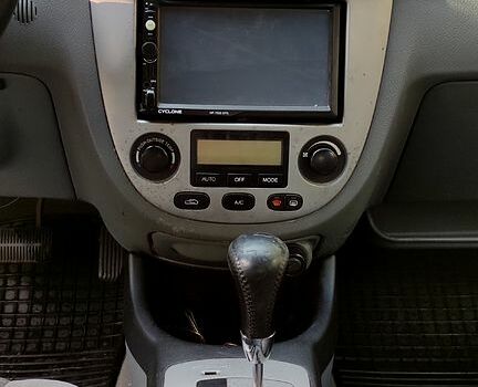 Черный Шевроле Лачетти, объемом двигателя 1.8 л и пробегом 176 тыс. км за 3500 $, фото 5 на Automoto.ua