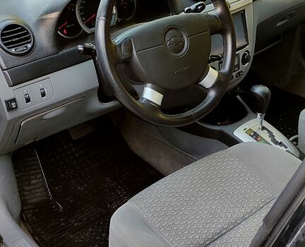 Черный Шевроле Лачетти, объемом двигателя 1.8 л и пробегом 176 тыс. км за 3500 $, фото 6 на Automoto.ua