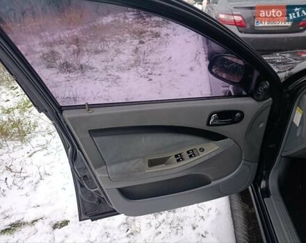 Черный Шевроле Лачетти, объемом двигателя 1.6 л и пробегом 193 тыс. км за 4500 $, фото 33 на Automoto.ua