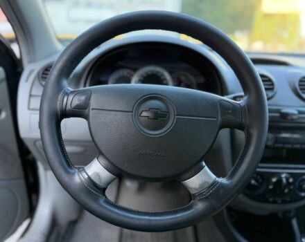 Черный Шевроле Лачетти, объемом двигателя 1.8 л и пробегом 220 тыс. км за 3499 $, фото 17 на Automoto.ua