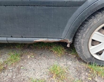 Черный Шевроле Лачетти, объемом двигателя 1.8 л и пробегом 232 тыс. км за 1191 $, фото 7 на Automoto.ua