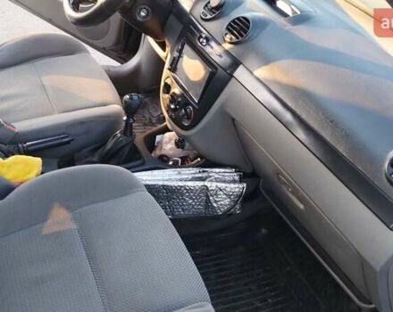 Черный Шевроле Лачетти, объемом двигателя 1.8 л и пробегом 210 тыс. км за 3800 $, фото 8 на Automoto.ua