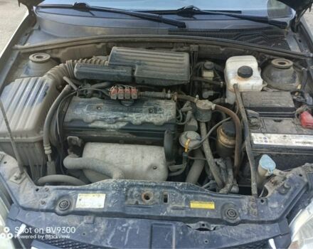 Черный Шевроле Лачетти, объемом двигателя 1.8 л и пробегом 400 тыс. км за 2500 $, фото 9 на Automoto.ua