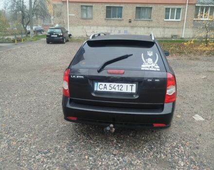 Черный Шевроле Лачетти, объемом двигателя 1.8 л и пробегом 300 тыс. км за 3800 $, фото 5 на Automoto.ua