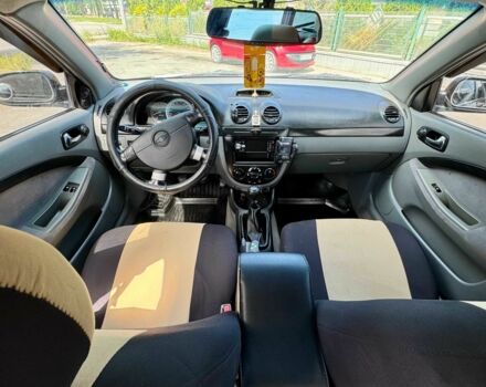 Черный Шевроле Лачетти, объемом двигателя 1.8 л и пробегом 101 тыс. км за 4200 $, фото 5 на Automoto.ua