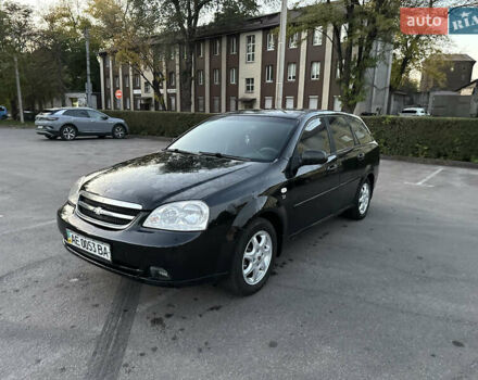 Черный Шевроле Лачетти, объемом двигателя 1.8 л и пробегом 180 тыс. км за 3900 $, фото 3 на Automoto.ua