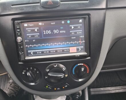 Черный Шевроле Лачетти, объемом двигателя 1.8 л и пробегом 335 тыс. км за 4000 $, фото 11 на Automoto.ua