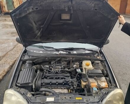 Черный Шевроле Лачетти, объемом двигателя 1.6 л и пробегом 2 тыс. км за 4000 $, фото 11 на Automoto.ua