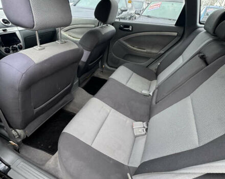 Черный Шевроле Лачетти, объемом двигателя 1.6 л и пробегом 228 тыс. км за 4150 $, фото 5 на Automoto.ua