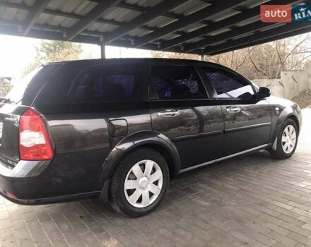 Черный Шевроле Лачетти, объемом двигателя 1.8 л и пробегом 348 тыс. км за 4400 $, фото 3 на Automoto.ua