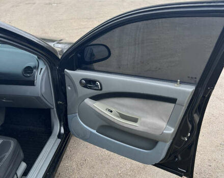 Чорний Шевроле Лачетті, об'ємом двигуна 1.8 л та пробігом 387 тис. км за 4700 $, фото 13 на Automoto.ua