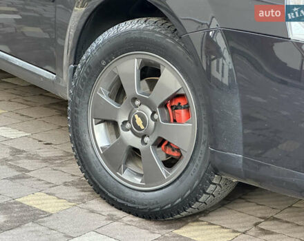 Черный Шевроле Лачетти, объемом двигателя 1.6 л и пробегом 230 тыс. км за 4950 $, фото 33 на Automoto.ua