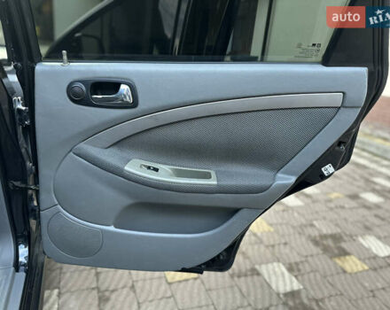 Черный Шевроле Лачетти, объемом двигателя 1.6 л и пробегом 230 тыс. км за 4950 $, фото 102 на Automoto.ua