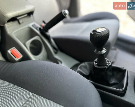 Черный Шевроле Лачетти, объемом двигателя 1.6 л и пробегом 230 тыс. км за 4950 $, фото 84 на Automoto.ua