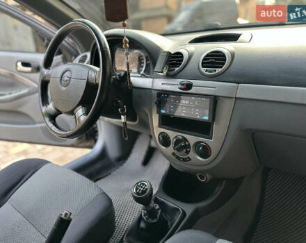 Черный Шевроле Лачетти, объемом двигателя 1.6 л и пробегом 230 тыс. км за 4950 $, фото 81 на Automoto.ua