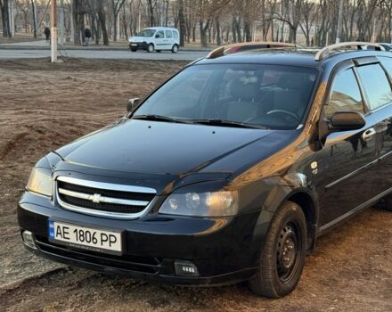 Черный Шевроле Лачетти, объемом двигателя 1.8 л и пробегом 300 тыс. км за 5600 $, фото 1 на Automoto.ua
