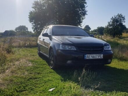 Черный Шевроле Лачетти, объемом двигателя 1.8 л и пробегом 330 тыс. км за 3846 $, фото 1 на Automoto.ua