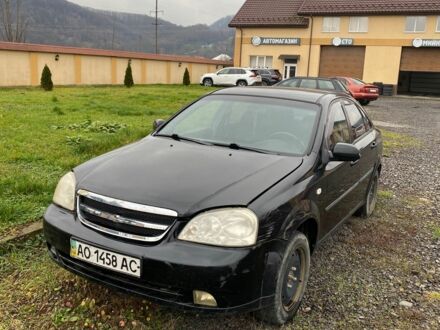 Черный Шевроле Лачетти, объемом двигателя 1.8 л и пробегом 200 тыс. км за 900 $, фото 1 на Automoto.ua