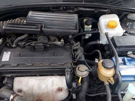 Черный Шевроле Лачетти, объемом двигателя 1.8 л и пробегом 203 тыс. км за 3800 $, фото 1 на Automoto.ua