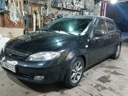 Черный Шевроле Лачетти, объемом двигателя 1.6 л и пробегом 200 тыс. км за 2999 $, фото 1 на Automoto.ua