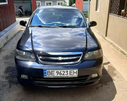 Черный Шевроле Лачетти, объемом двигателя 1.8 л и пробегом 150 тыс. км за 4800 $, фото 1 на Automoto.ua
