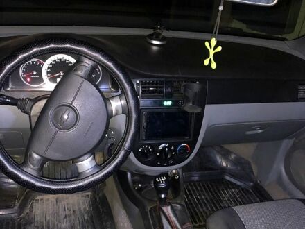 Черный Шевроле Лачетти, объемом двигателя 1.8 л и пробегом 332 тыс. км за 3550 $, фото 1 на Automoto.ua