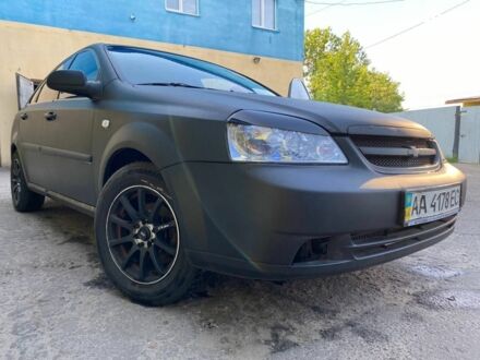 Черный Шевроле Лачетти, объемом двигателя 0 л и пробегом 270 тыс. км за 4000 $, фото 1 на Automoto.ua