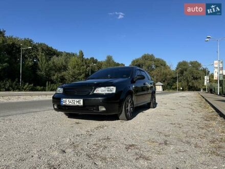 Черный Шевроле Лачетти, объемом двигателя 1.8 л и пробегом 265 тыс. км за 5599 $, фото 1 на Automoto.ua