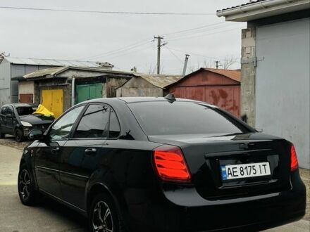 Черный Шевроле Лачетти, объемом двигателя 1.6 л и пробегом 218 тыс. км за 4800 $, фото 1 на Automoto.ua
