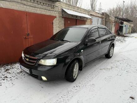 Черный Шевроле Лачетти, объемом двигателя 1.8 л и пробегом 280 тыс. км за 3300 $, фото 1 на Automoto.ua