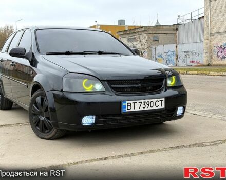 Черный Шевроле Лачетти, объемом двигателя 1.8 л и пробегом 210 тыс. км за 3800 $, фото 1 на Automoto.ua
