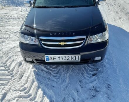 Черный Шевроле Лачетти, объемом двигателя 1.6 л и пробегом 200 тыс. км за 3800 $, фото 1 на Automoto.ua