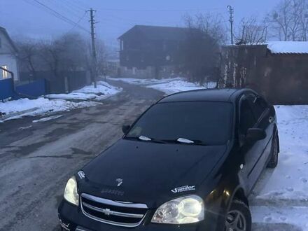 Черный Шевроле Лачетти, объемом двигателя 1.6 л и пробегом 281 тыс. км за 3900 $, фото 1 на Automoto.ua