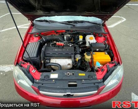 Червоний Шевроле Лачетті, об'ємом двигуна 1.8 л та пробігом 180 тис. км за 4000 $, фото 1 на Automoto.ua