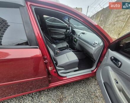 Червоний Шевроле Лачетті, об'ємом двигуна 1.8 л та пробігом 187 тис. км за 4500 $, фото 7 на Automoto.ua