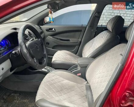 Красный Шевроле Лачетти, объемом двигателя 1.8 л и пробегом 121 тыс. км за 3750 $, фото 35 на Automoto.ua