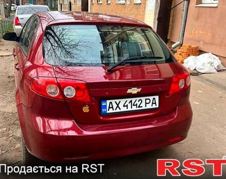 Красный Шевроле Лачетти, объемом двигателя 1.4 л и пробегом 200 тыс. км за 4000 $, фото 2 на Automoto.ua