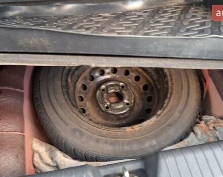 Красный Шевроле Лачетти, объемом двигателя 1.6 л и пробегом 141 тыс. км за 3399 $, фото 19 на Automoto.ua