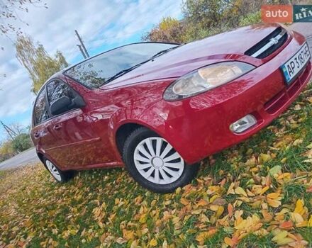 Красный Шевроле Лачетти, объемом двигателя 1.6 л и пробегом 141 тыс. км за 3399 $, фото 6 на Automoto.ua