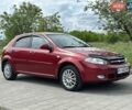 Красный Шевроле Лачетти, объемом двигателя 1.8 л и пробегом 110 тыс. км за 4500 $, фото 1 на Automoto.ua