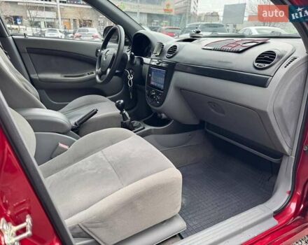 Червоний Шевроле Лачетті, об'ємом двигуна 1.4 л та пробігом 248 тис. км за 3600 $, фото 9 на Automoto.ua