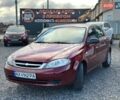 Красный Шевроле Лачетти, объемом двигателя 1.4 л и пробегом 200 тыс. км за 3200 $, фото 3 на Automoto.ua