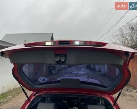 Красный Шевроле Лачетти, объемом двигателя 1.8 л и пробегом 121 тыс. км за 3750 $, фото 29 на Automoto.ua