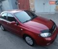 Красный Шевроле Лачетти, объемом двигателя 1.6 л и пробегом 261 тыс. км за 3650 $, фото 4 на Automoto.ua