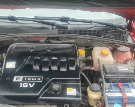 Красный Шевроле Лачетти, объемом двигателя 1.4 л и пробегом 259 тыс. км за 3500 $, фото 1 на Automoto.ua