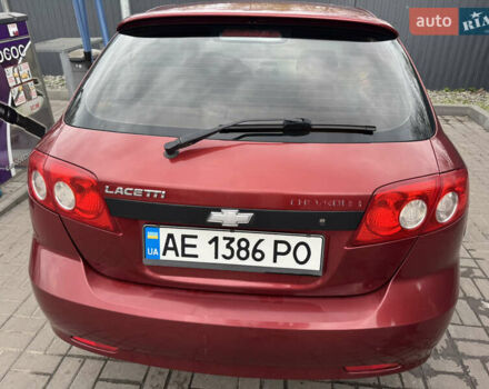 Красный Шевроле Лачетти, объемом двигателя 1.6 л и пробегом 251 тыс. км за 4000 $, фото 10 на Automoto.ua
