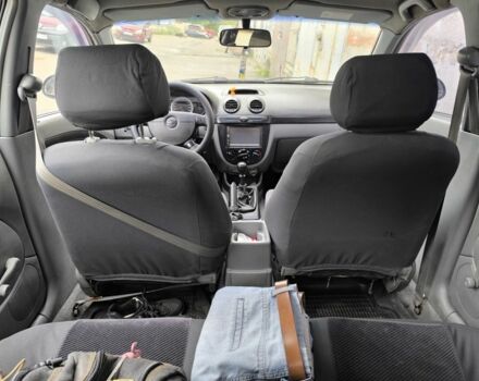 Красный Шевроле Лачетти, объемом двигателя 1.6 л и пробегом 300 тыс. км за 4200 $, фото 6 на Automoto.ua